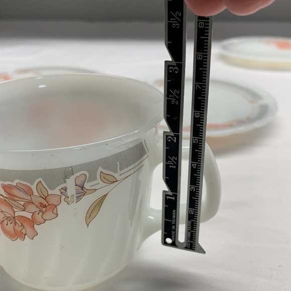 Vintage Milk Glass Indopal Tea Cups and Saucers Set of 4 Peach and Gray - Picture 9 of 10